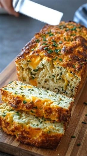 free-sugar Savory Cheddar & Herb Cottage Cheese Bread A flavorful, protein-packed, low-carb loaf with melty cheddar and herby garlic notes—perfect toasted for breakfast, soup, or snack boards. Ingredients Bread batter (free-sugar) 1 cup cottage cheese 1 cup shredded cheddar cheese 1/2 cup almond flour 2 large eggs 1 tsp baking powder 1 tsp garlic powder 1 tsp dried oregano 1 tsp dried basil 1/2 tsp salt 1/4 tsp black pepper 1/4 cup chopped fresh chives Steps to Create Prep Preheat oven to 350°F 