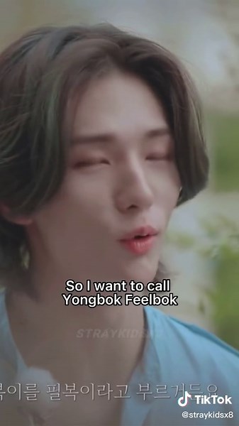 Hyunjin Speaking English with Felix and Calling Him Nicknames