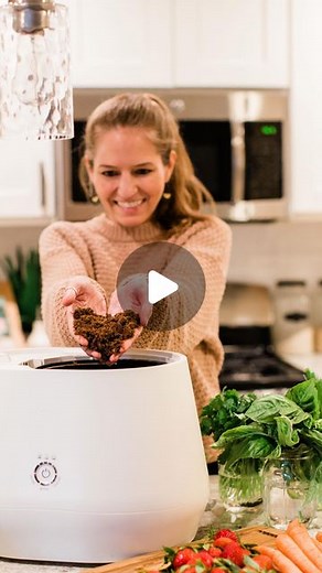 WORLD OF VEGAN | MICHELLE | 🌸 LOMI BLOOM 🌸 Turn your food scraps from waste to plant food with the Lomi electric composter from our partner @GetLomi (ad)—and you can... | Instagram