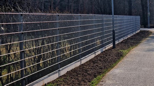 The Best Method For Stretching Woven Wire Fence For Easy Installation