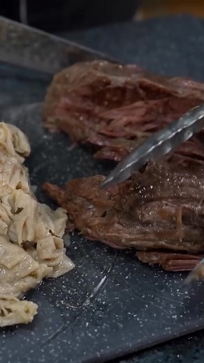 Caldo de Mote, 🌽🔥 ¡Una receta tradicional que nunca pasa de moda! ¿te provoca con ají o sin ají? 👇 . . . #caldodemote #comidaandina #recetasperuanas #SaborCasero #hechoencasa #comidacasera #foodlovers #peruvianfood #comidaperuana #recetascaseras #SaboresAndinos #cocinaperuana #PlatosTípicos #cocinacriolla @fansdestacados | Comida Peruana fácil y rápida