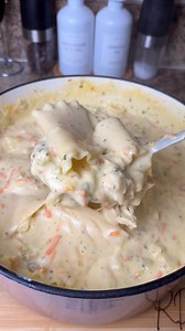 I saw @daronthechef make this Broccoli cheddar lasagna soup and I had to try it! 🔥🍲🧀🥦 Ingredients: 2 cups chopped broccoli 2 cup shredded carrots 2 tbsp unsalted butter 3 tbsp flour 1/2 sweet onion diced 1 tbsp garlic paste 4 cups low sodium chicken broth 2 cups heavy cream 8 oz shredded cheddar cheese 4oz mozzarella cheese 1 box lasagna sheets 2 tsp each Complete seasoning, Onion Powder, Garlic Powder, white pepper. #lasagnasoup #dinnerideas #foodie #reels | RD Eats