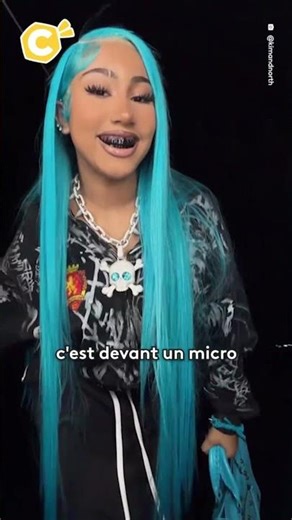 A 12 ans, elle signe un contrat de rappeuse