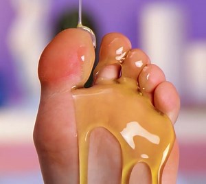 Feet Perfection! Awesome Hacks for Comfort and Shine | 3-Minute Hacks