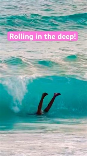 🌊 Kid vs Wave — flipped by the ocean at just the right moment! #rollinginthedeep
