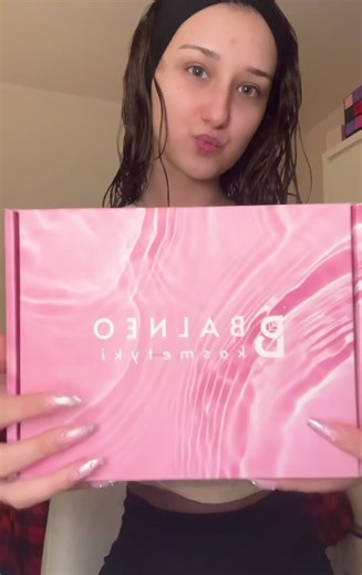 Nowości Balneo Jeśli walczysz z trądzikiem – te nowości od Balneo musisz znać ✨ Retinol 0,1%, peeling kwasowy i intensywnie nawilżający krem = skuteczna, ale komfortowa pielęgnacja #balneokosmetyki #balneo #skincare [współpraca]