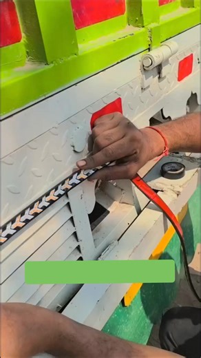 Innovative 1.2mt LED Viral Tail Light