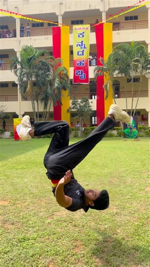 Harshith Manjunath⚡️ on Instagram: "ROCK ROCK gaja💥 . . #flashmob #kannada #darshanthoogudeepasrinivas"