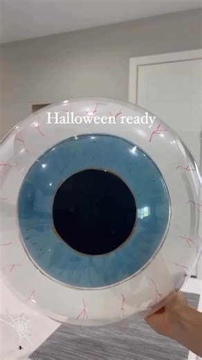 13K views · 152 reactions | Spooky and very realistic giant eye #balloons #halloween | Fashion Balloons | Facebook