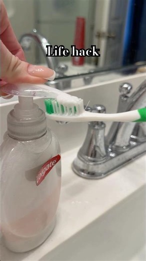 Brilliant toothpaste lifehack🦷🪥 #bathroom #toothpaste #diy #hack