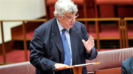 Former Queensland senator Ron 'Bozzie' Boswell dies aged 85