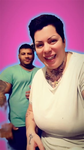 Satirical Takes on Social Topics with Ambra Sammarco