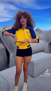 ROSIA VOLO-MPISO 😺déjà dispo sur tiktok mangataka atsik jiaby mba andray anjara 🥰🙏lien : https://vm.tiktok.com/ZMAoYB9vg/ bientôt clip officiel ♥️💋 | Rosia officiel