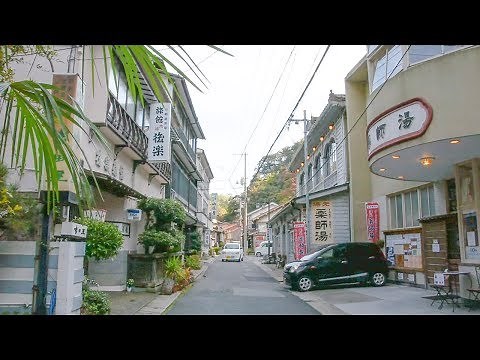 静かな温泉街の温泉津温泉を歩く 島根県大田市
