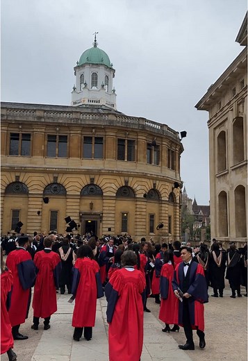Celebrate Oxford Graduation 2023 at Sheldonian Theatre