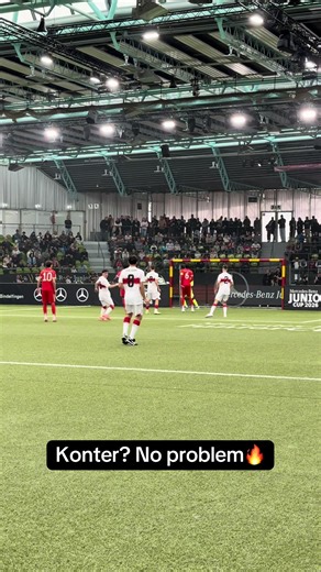 Was für ein Konter 🔥 #fy #fyp #viralvideos #football #skills #explorer #ronaldo #stuttgart #konter #viral_video