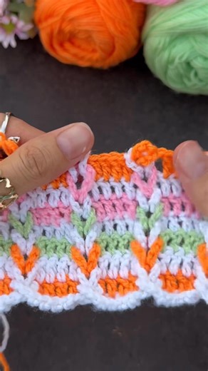 135K views · 1.4K reactions | Only One Row Crochet blanket patternfull tutorial here https://youtu.be/LydaIGDFzSQ?si=NNKeF_EI49VUr4e_ , #crochet #crochetinspiration #crochetersofinstagram | Knit Crochet Patterns | Facebook