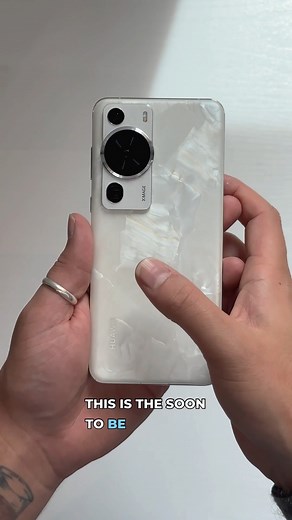 Here's a quick look at the stunning Huawei P60 Pro with a Rococo Pearl design at the back. We'll be taking a deeper dive into the phone's camera and features soon. Stay tuned! #HuaweiP60Pro #huawei #P60Pro #design #rococopearl #pearldesign #tech #technology #techies #phones #mobile #android #gadgets | Tbreak | Facebook