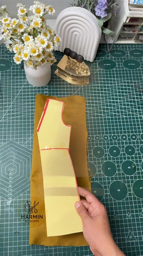 Harmianti on Instagram: "Trick Dress pattern ❤️😍👗 #Sewing #FashionDesign #clothing #dressmaker #fblifestyle #tutorial #pattern #diy #patternmaker #fashionshow #clothing"