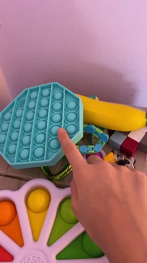 Pt.2 of fake trading my dimple digits! #fidgettrading #fidget #fyp