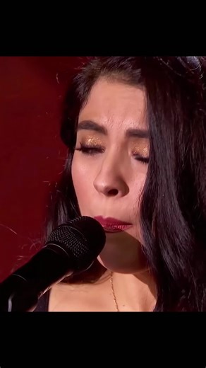 Mon Laferte: Mi Buen Amor en Vivo
