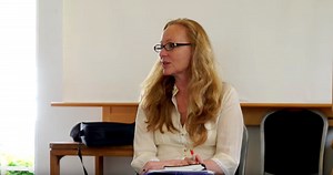 Nora Bateson - Circular versus linear thinking - The International Bateson Institute