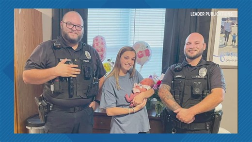 De Soto officers help deliver baby in surprise home birth