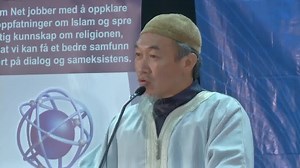 Living in the west it is difficult by houses or pay very high rents, so some people say it is allowed to take usury based loans from the banks because it is difficult. Is this allowed according to Islam? Listen to Sh. Hussain Yee’s answer. For more questions and answers on video, check out www.islamQAV.com. | IslamQAV - Questions & Answers on Video