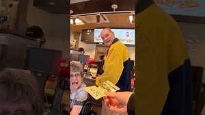 I paid for there coffee and This happened 🥹❤️