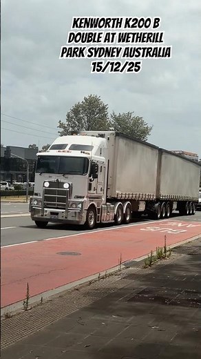 Kenworth K200 Truck B Double at Wetherill Park NSW Australia 15/12/25 #kenworth #trucks #australia