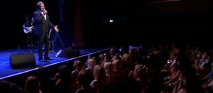 LA VIDEO DU DIMANCHE MIDI Bonjour mes amis, Voici une chanson issue du DVD des 50 ans de carrière à l'Alhambra. Ce spectacle est toujours disponible chez Marianne Melodie (https://www.mariannemelodie.fr/christian-delagrange-50-ans-d-emotion-p9027442#q=christian delagrange) ou lors de mes spectacles. On se retrouve, je l'espère bientôt, je vous embrasse ! - 29 et 30 janvier 2022 : Salle Claretiere 38120 FONTANIL CORNILLON - Réservations : 06 29 73 75 72 - 4 février 2022 : Hong Kong Wok 4040 HERST