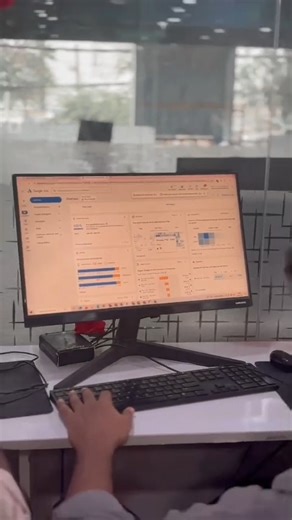 Onclick Digital Marketing Academy on Instagram: "Learn Digital Marketing Pro Course – Become Job Ready! Upgrade your skills with Onclick Digital Marketing Academy, one of the best Digital Marketing training institutes in Hyderabad. Learn in-demand digital skills that grow businesses, boost careers & create new opportunities 📈 🔥 What You’ll Learn: ✔️ SEO (Search Engine Optimization) ✔️ Google Ads ✔️ Meta Ads (Facebook & Instagram Marketing) ✔️ Social Media Marketing ✔️ WordPress ✔️ Canva 🎯 Cou