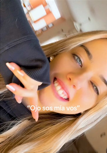 The Meaning of “Ojo sos mía vos” Explained