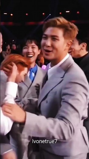 BTS award receiving moments in AMA 🤟 we proud of you bangtan⁷