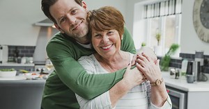 Si vous avez un fils, vous allez adorer ça - C'est la chanson d'une mère spécialement dédicacée à son fils.