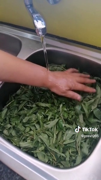 Healthy and Delicious Okra with South African Slimy Leaves Recipe