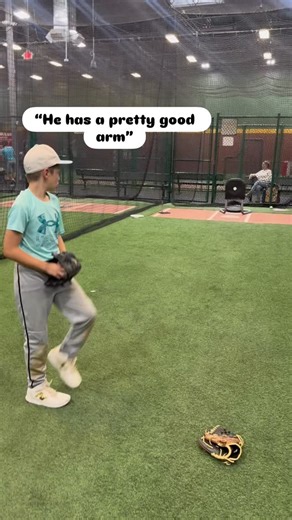 Yeah you see that right. My 12 Year old ambidextrous pitcher doing some balance drills. Cant tell you how cool it is to see this! @dbat_allentx #baseball #texas | Anthony Rossi