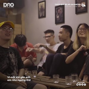 290K views · 10K reactions | Em nói đừng tin vào tình yêu, nhưng khi trông thấy em con tim anh loạn nhịp❤️ _ #DAOEntertainment #DAO #DAOMusic | DAWN Music | Facebook