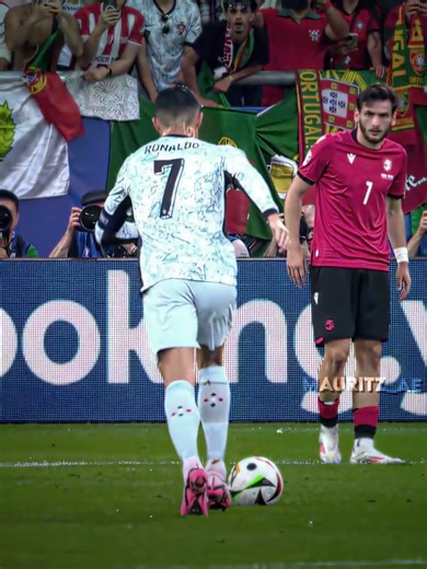 is ronaldo a Robot??! 😰😨