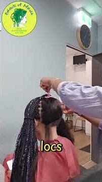 Box braids with blue & white highlights#bohobraids #braidsofafrica#boxbraids #cornrow#africanbraids