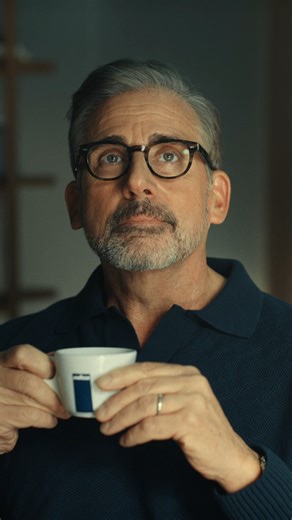 Let’s celebrate the art of coffee, like a Maestro. Happy International Coffee Day! ☕️🌎 | Lavazza