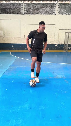 DRIBLE DE PIVÔ APRENDA #shorts #futebol #tutorial