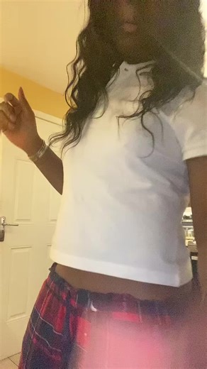 Is rocking commando acceptable now orrr 😛 #dancetok #trendingdance #dancin #viralsounds