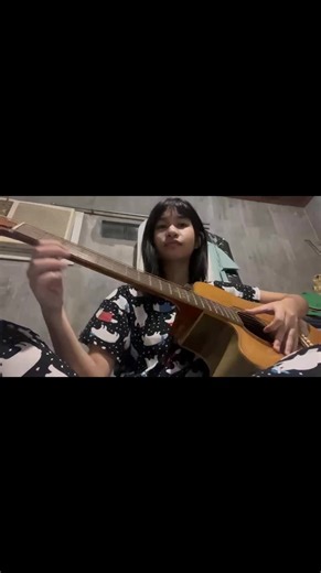 Learn Your Favorite Song on Guitar in Just 6 Days