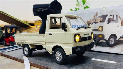 特斯拉 Model X 开箱 💖 1:24 比例合金模型车 | 作者：RC 7010