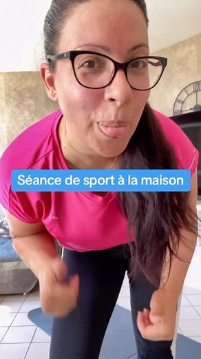 7.1K views · 42 reactions | #sportalamaison #musculation #renforcementmusculaire #exercicemusculation #fitness #fitnessmotivation #nopainnogain #routinesport #semuscler #renforcement #gainage #abdos #slidersworkout #reequilibragealimentaire #pertedepoids #pertedegras #motivation #summerbody #kilosperdus #entrainement #10kpas | Healthy_et_Gourmandises | Facebook