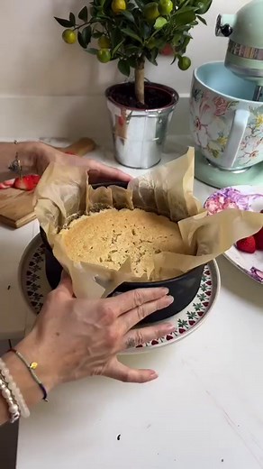 188K views · 2K reactions | 栗‍♀️ RECIPE 栗‍♀️ Le Gâteau Magique - the...