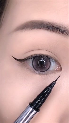 The Easiest Eyeliner Pencil Technique for Clean, Natural Eyes | Beginner-Friendly#eyeliner#shorts#be