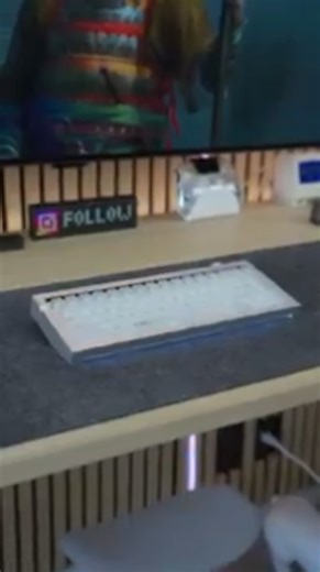The World's First Mechanical Magnetic Keyboard — Lofree Hyzen