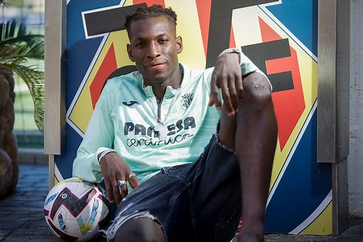 La posible baja de Mané abre la puerta del Mundial a Nico Jackson